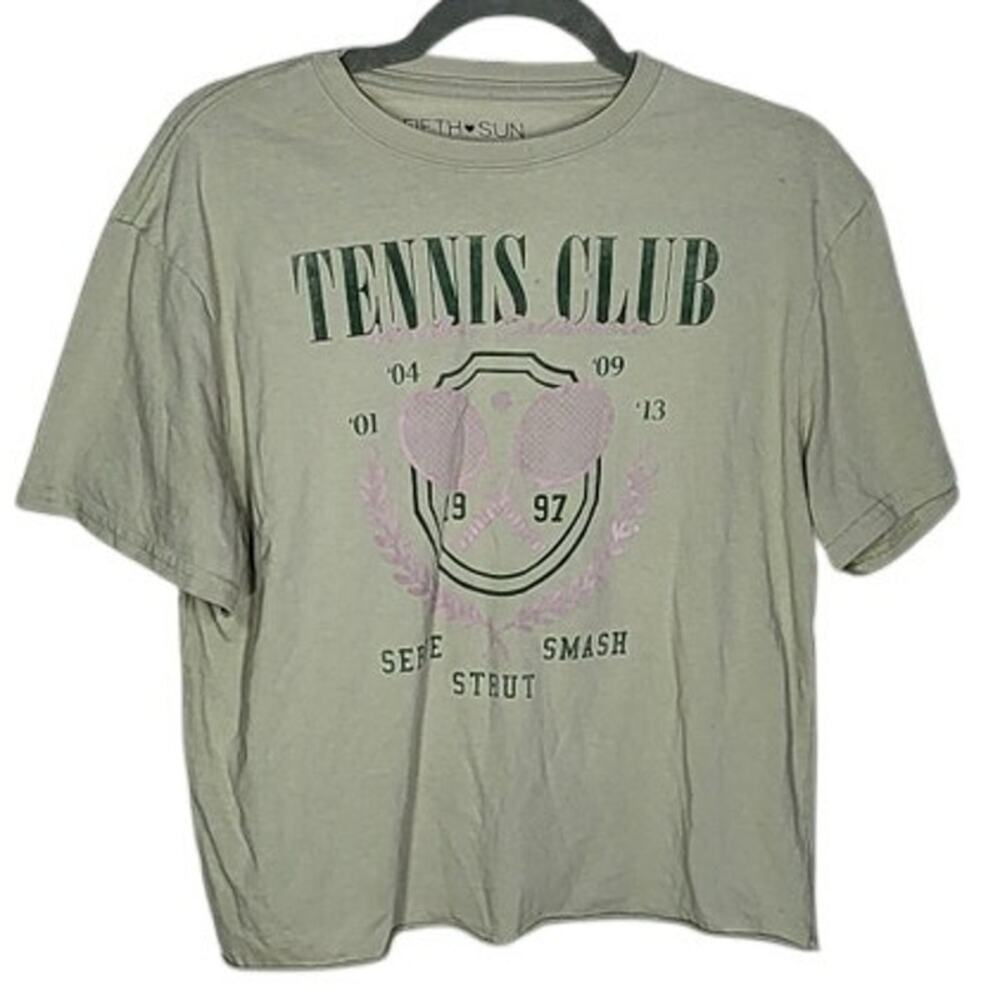 Fifth Sun Juniors "Tennis Club" Graphic Crop Tee Top Size M